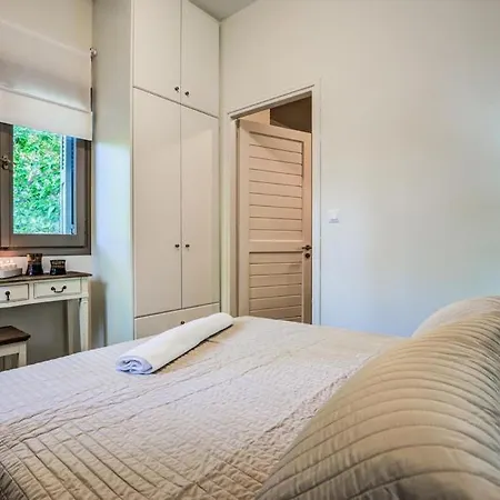 Epidavros Villas - Rodia Garden Retreat Неа-Эпидаврос